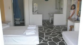 Ampeli Apartments Парос Екстериор снимка